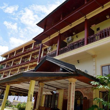 Hotel Vilayvong Vang Vieng Exterior photo