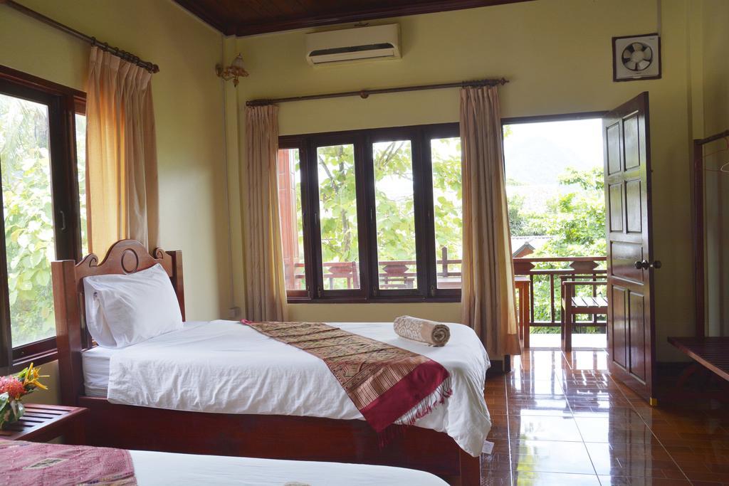 Hotel Vilayvong Vang Vieng Exterior photo