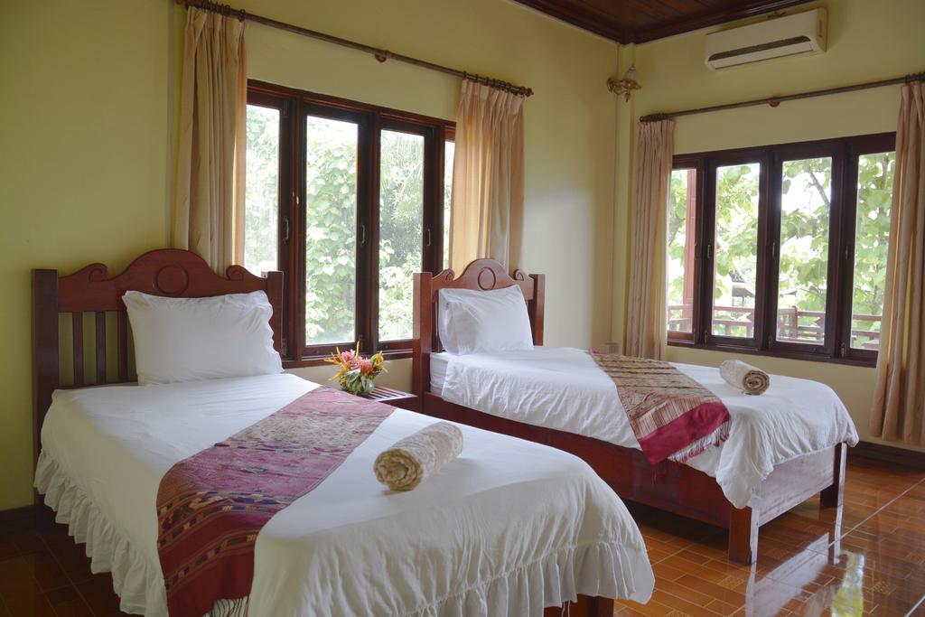 Hotel Vilayvong Vang Vieng Exterior photo