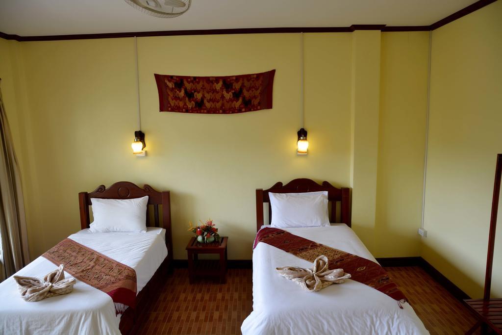 Hotel Vilayvong Vang Vieng Exterior photo