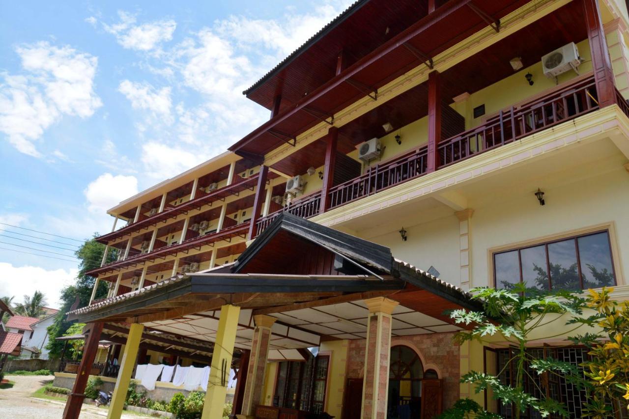 Hotel Vilayvong Vang Vieng Exterior photo